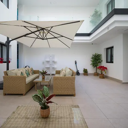 2c - Avatar Las Canteras Apartment *